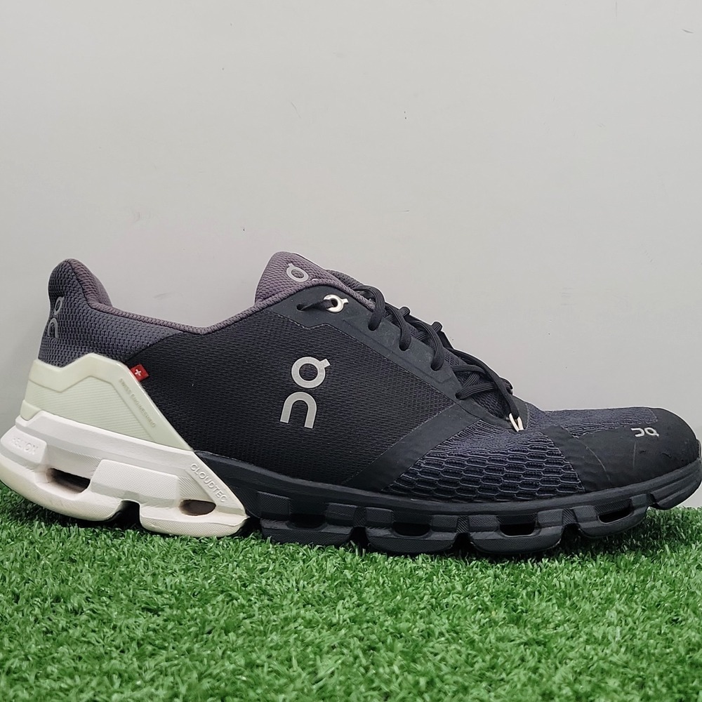 OC Oncloud Cloudflyer Running Shoes Men's Size 13 M Medium Black White Sneakers